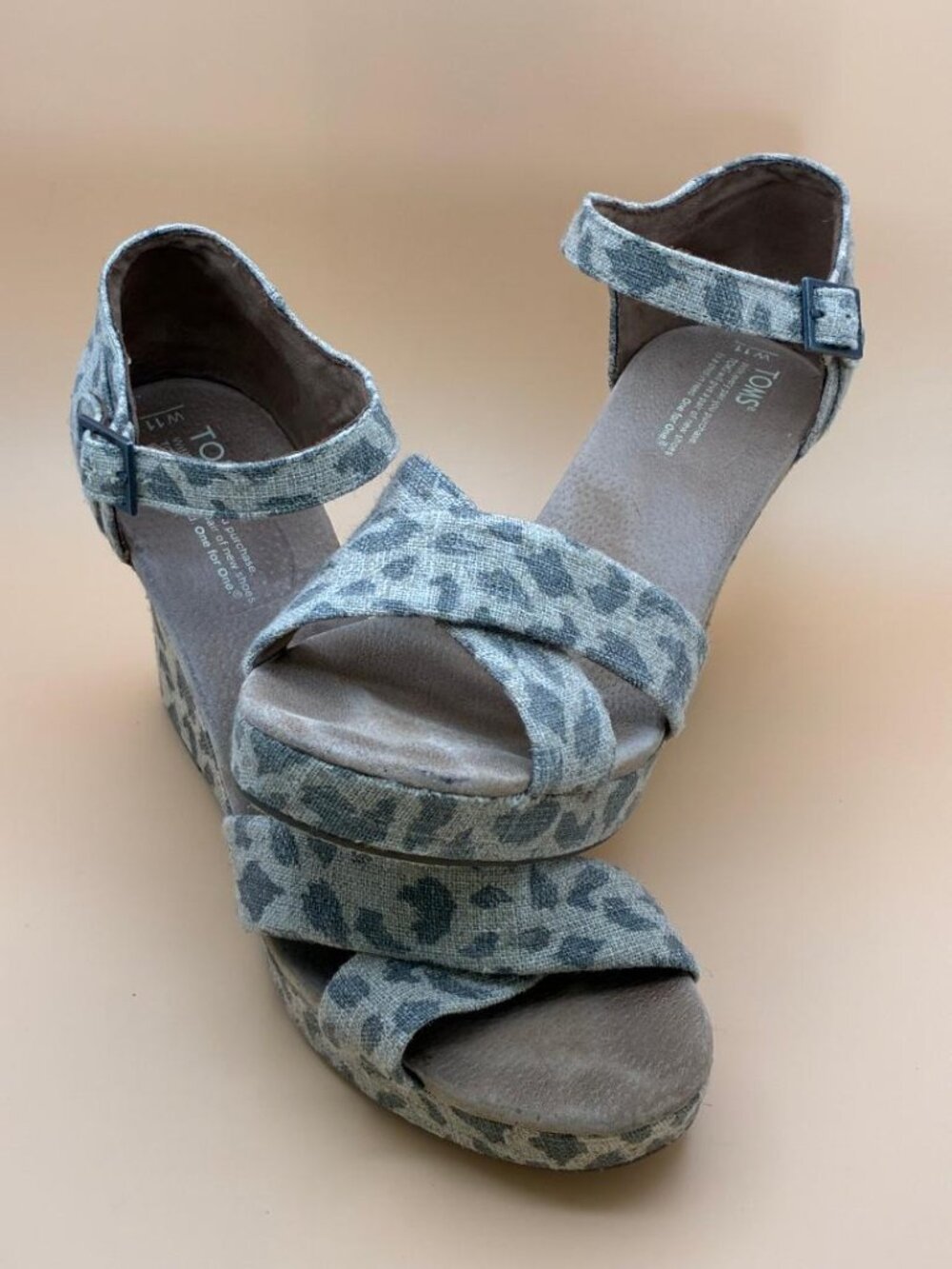 TOMS Women Wedges Size 11 Leopard Cheetah Print Crisscross Platform Sandals